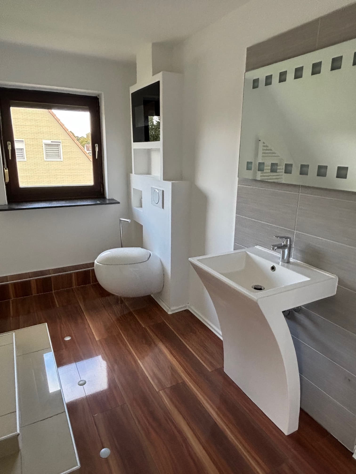 Immobilienbild Bad OG (2).jpg