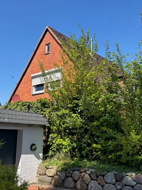 Immobilienbild Giebel Sudseite.jpg